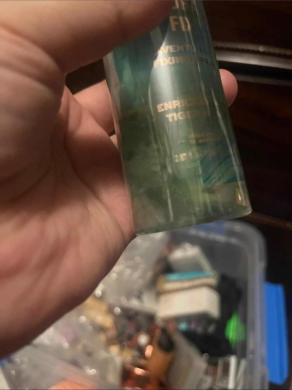 Revolution Aura Fix Aventurine Crystal Setting Spray -